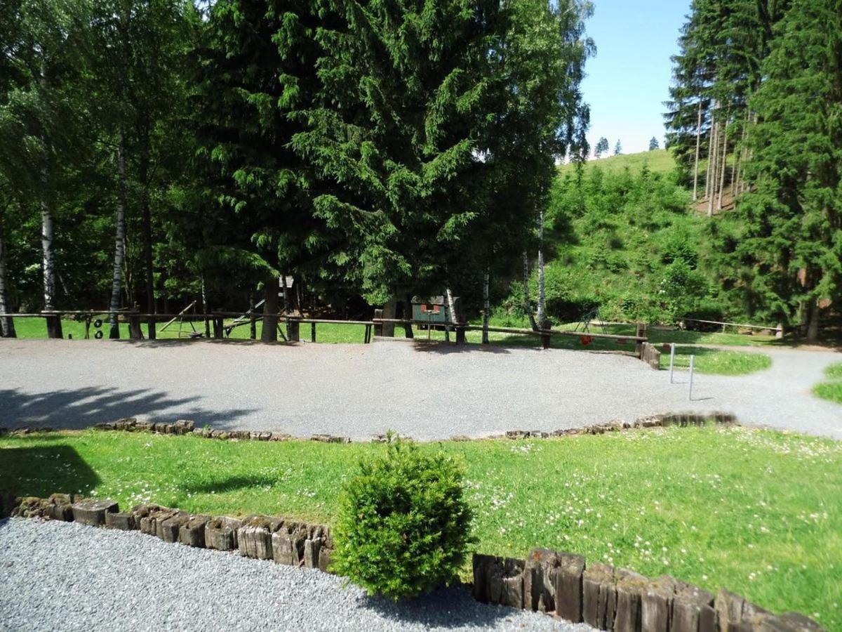 Typ Fuchsbau Hotel Schmallenberg Buitenkant foto