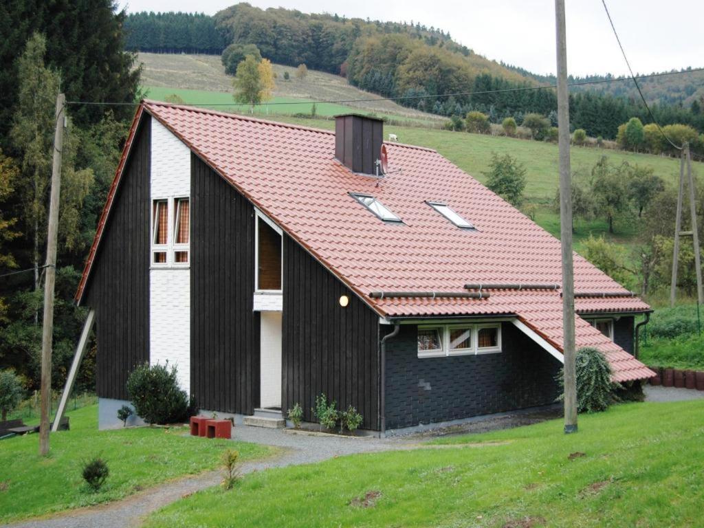 Typ Fuchsbau Hotel Schmallenberg Buitenkant foto